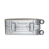 Alezar Lux Алюминиевый чемодан, размер 24, серебро 

